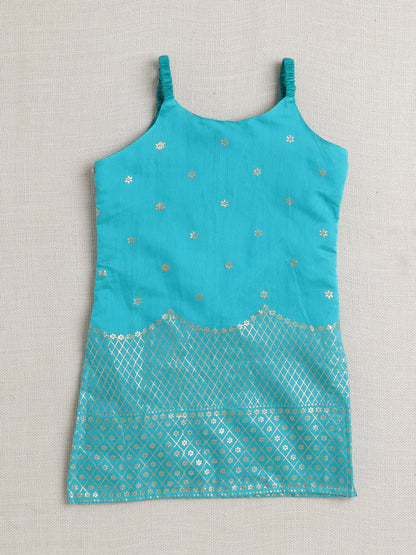 Sleeveless Embellished Kurta Set with Lace- Teal