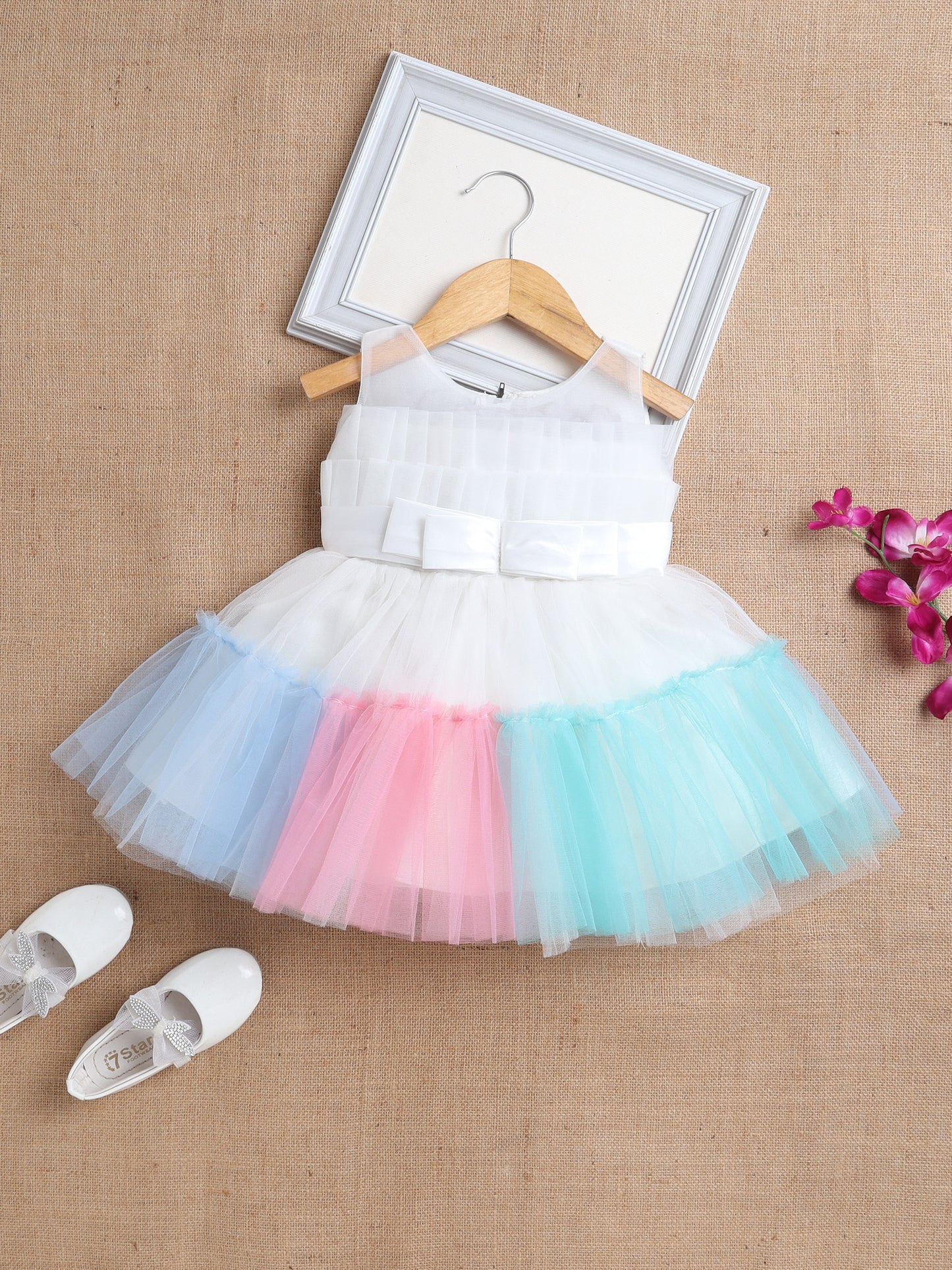 Sleeveless Net Bouquet Yoke Frill Bottom Dress For Girls White