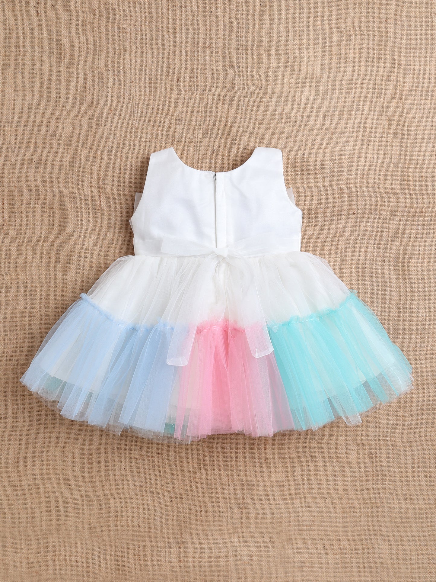 Sleeveless Net Bouquet Yoke Frill Bottom Dress For Girls White