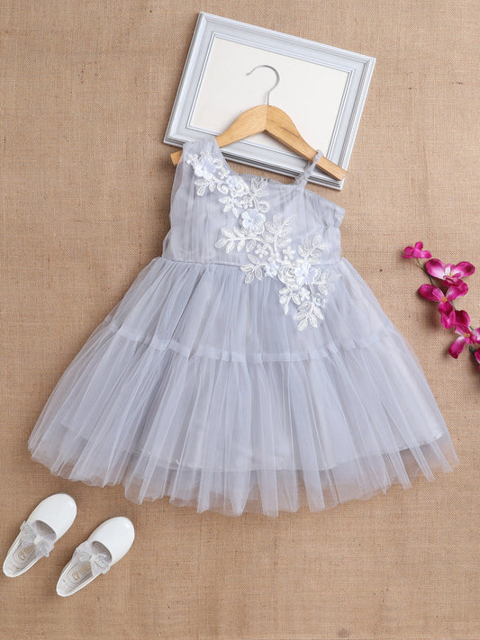 Sleeveless Net Flower Embroidered Patch Dress - Grey