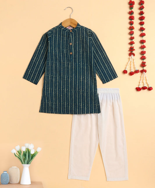 The Magic Wand Cambric Cotton woven Full Sleeves Printed Kurta Pyjama Set - Teal Blue