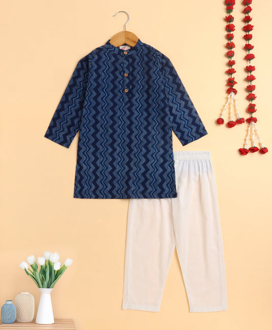 The Magic Wand Cambric Cotton woven Full Sleeves Printed Kurta Pyjama Set - Blue