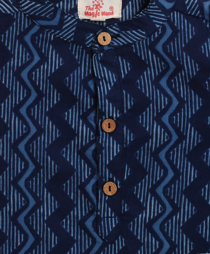 The Magic Wand Cambric Cotton woven Full Sleeves Printed Kurta Pyjama Set - Blue