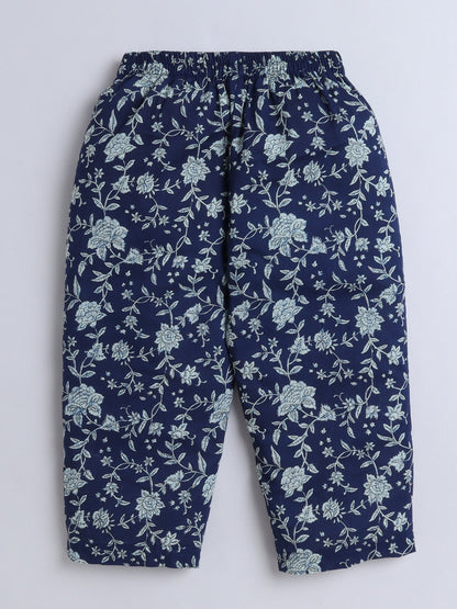 The Magic Wand  Three Forth Sleeves Cotton Floral Printed Lounge Wear Night Suit Set Navy Blue
