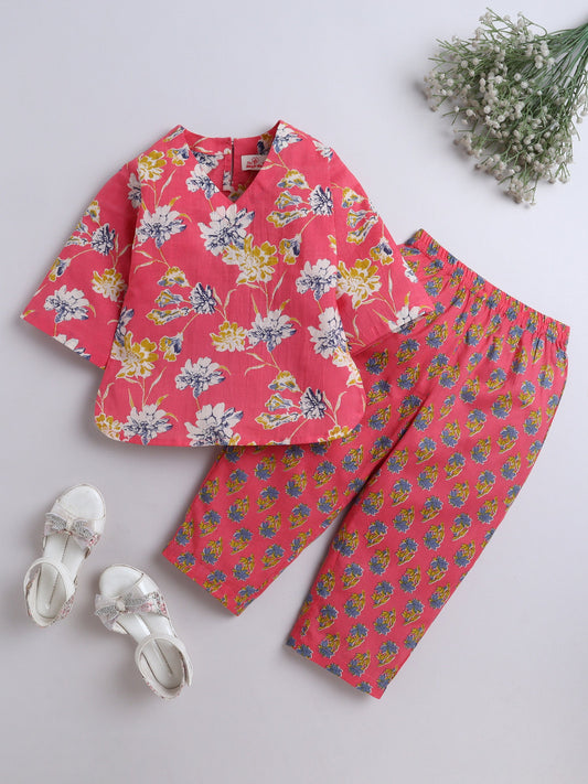 The Magic Wand Cotton Floral Printed 3/4th Sleeves Top & Pant Lounge Wear Set -Pink