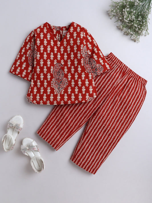 The Magic Wand Cotton All Over Printed 3/4th Sleeves Top & Pant Lounge Wear Set -Rust