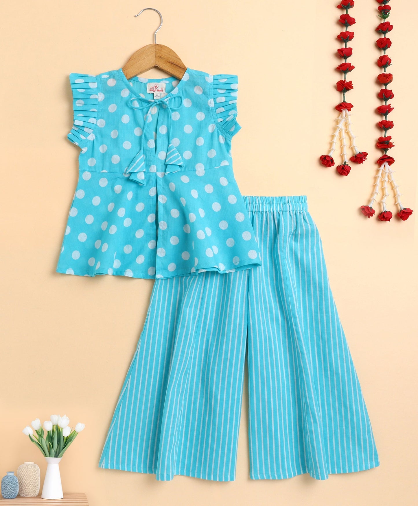 The Magic Wand Cotton woven Cambric Sleeveless Floral Printed Front Slit Top Palazzo Set- Turquoise