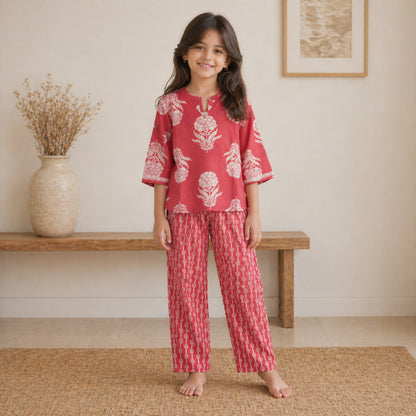 The Magic Wand Cotton Woven Three Fourth Sleeves Floral Printed Top And Pant Loungewear Set - Coral
