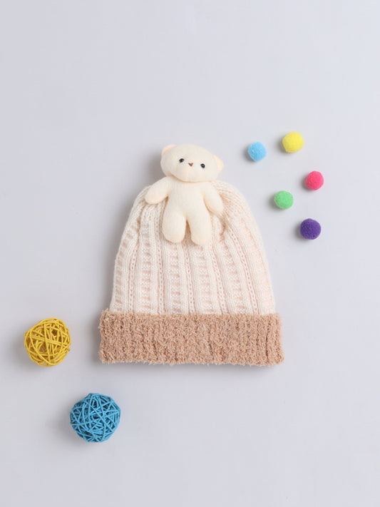 Kids Cute Bear Applique Woolen Cap Off White