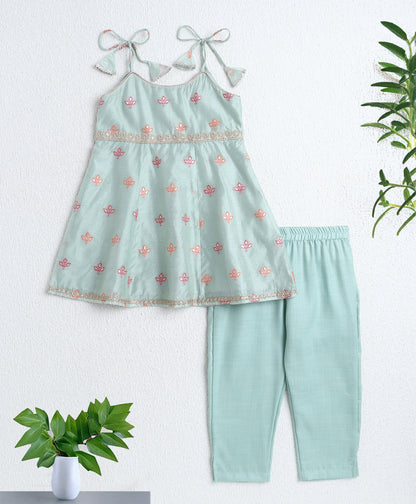 Woven Shoulder Tie Up Chanderi Butti Kurti and Bottom Set- Green