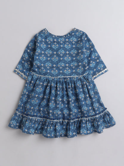 Three Fourth Sleeves Damask Floral Motif Printed & Gota Lace Embellished Kurta With Chevron Design Afghani Pant - Blue