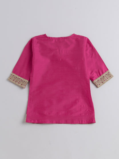 Lace Embelished Short Sleeve Tassled Kurta with Straight Pants For Girls-Fuchsia