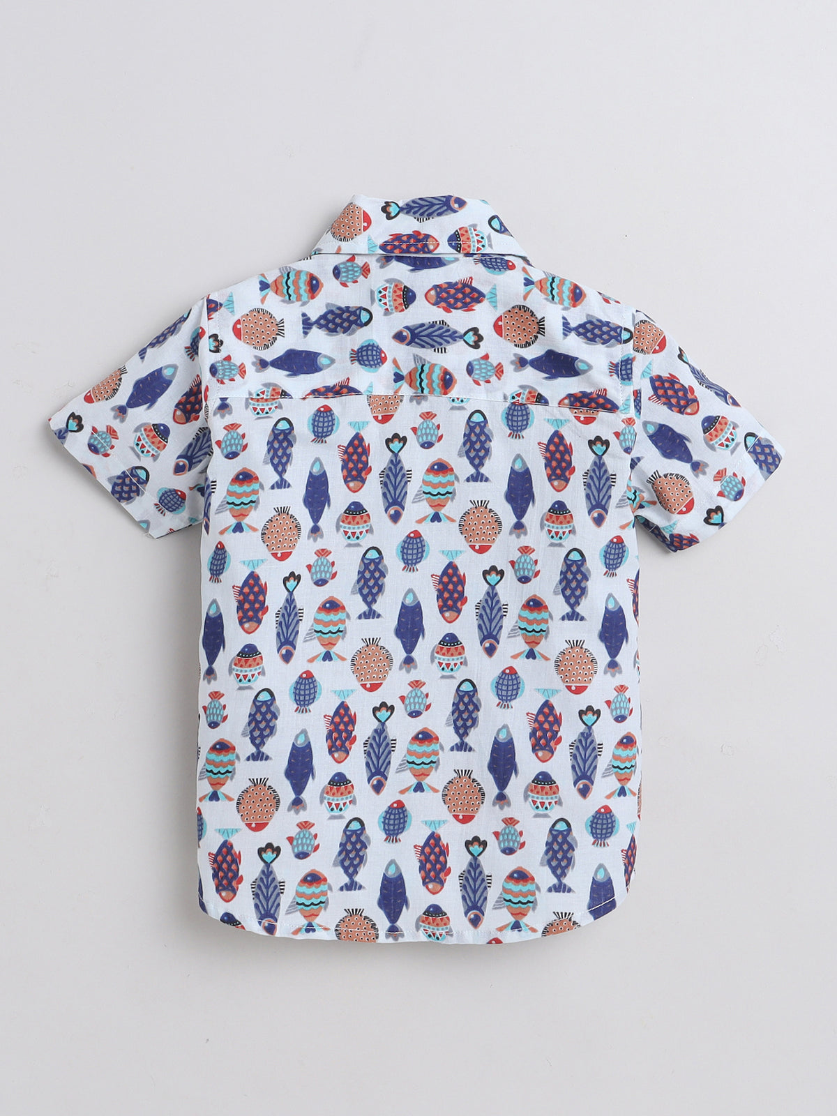 The Magic Wand˜Cotton Half Sleeves Fishes Printed Shirt - Multi Colour
