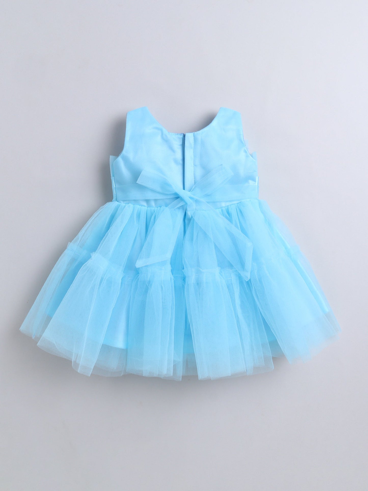 The Magic Wand Sleeveless Bow Detailed Flared Dress - Blue