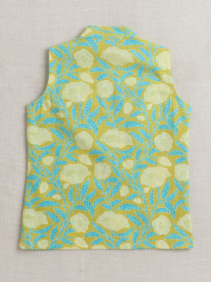 Full Sleeves Floral Printed Kurta Pyjama With Jacket Set - Green