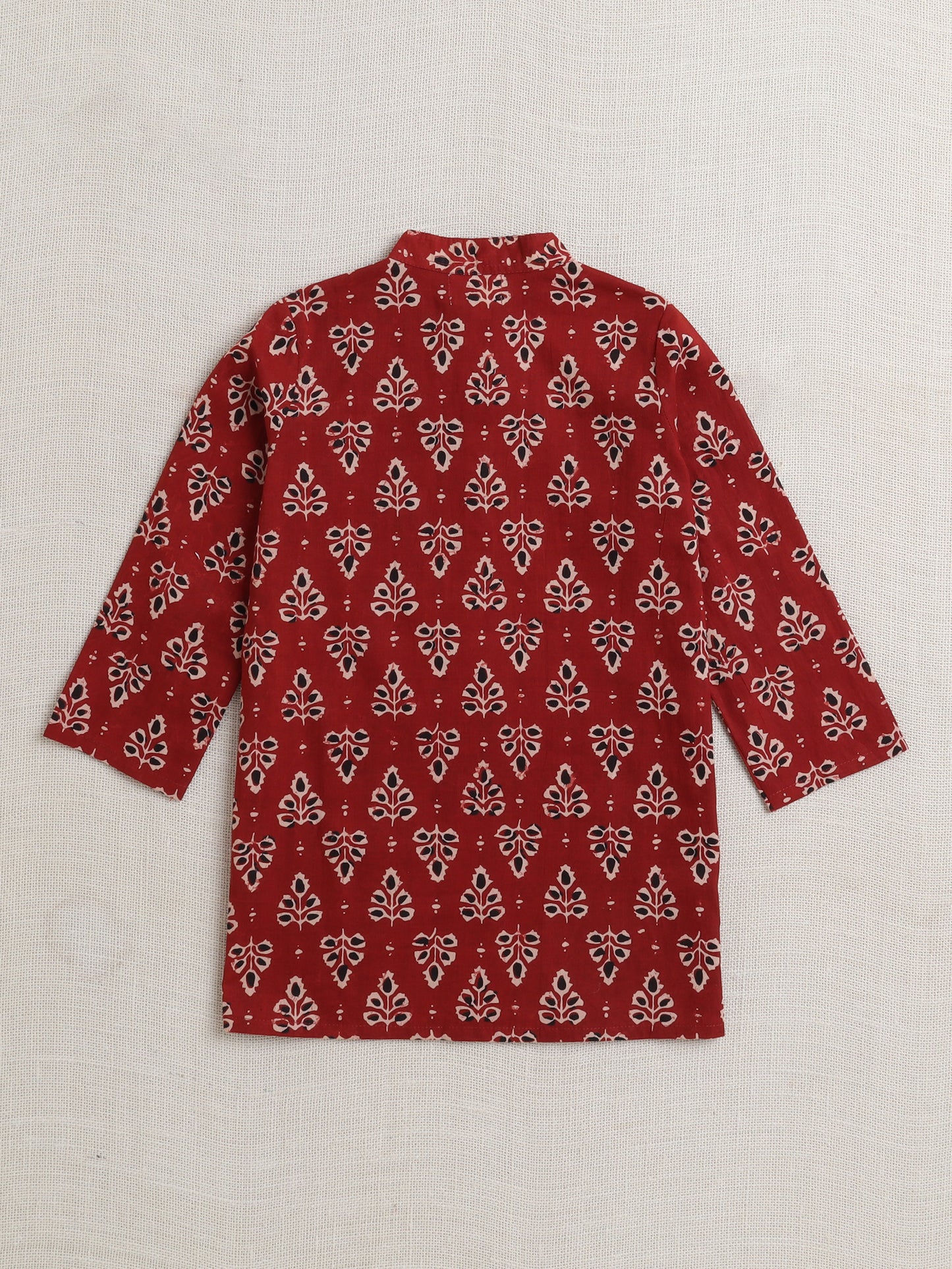 Cotton Full Sleeves Floral Motifs Printed Kurta Pyjama With Jacket Set - Maroon