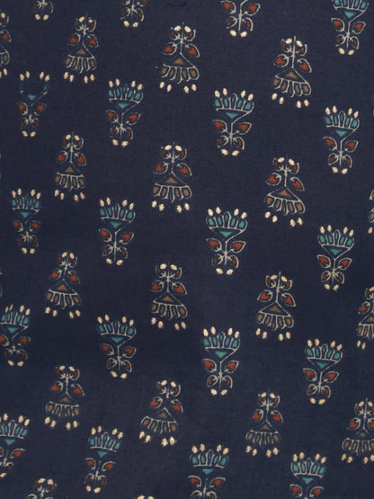 Floral Printed Mandarin Collar Full Sleeves Kurta And Pant Set-Navy Blue