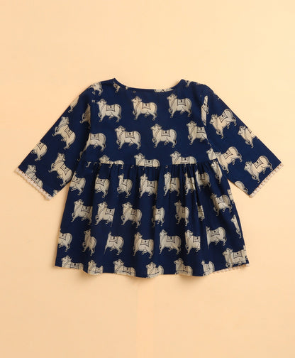 The Magic Wand Cambric Cotton Three Fourth Sleeves Cow Printed Kurta and Bottom Set- Navy Blue