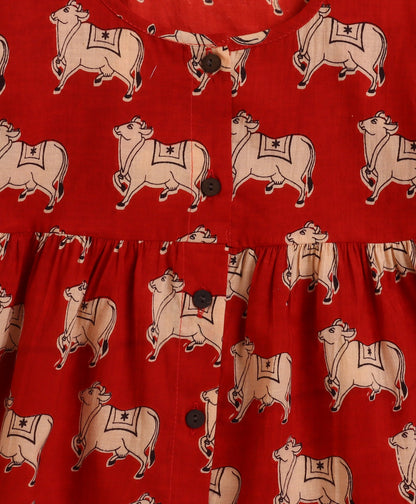 The Magic Wand Cambric Cotton Three Fourth Sleeves Cow Printed Kurta and Bottom Set- Red