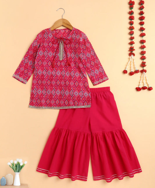 The Magic Wand Cambric Cotton Shoulder Three Fourth Sleeves Ikat Printed Kurta Sharara Set- Fuchsia