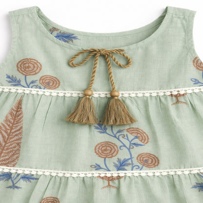 The Magic Wand Cotton Woven Sleeveless Floral Printed Tiered A-Line Dress - Green