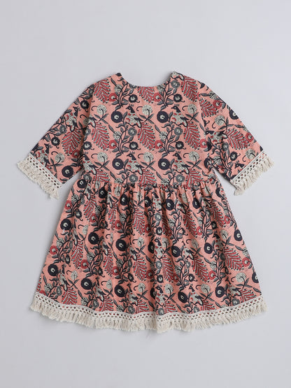 Tassel Laced Floral Printed 3/4Th Sleeves Kurta With Pants-Peach