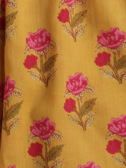 Half Sleeves  Floral Motif Printed & Gota Lace Embellished  Kurta With Harem  Pant Set - Yellow