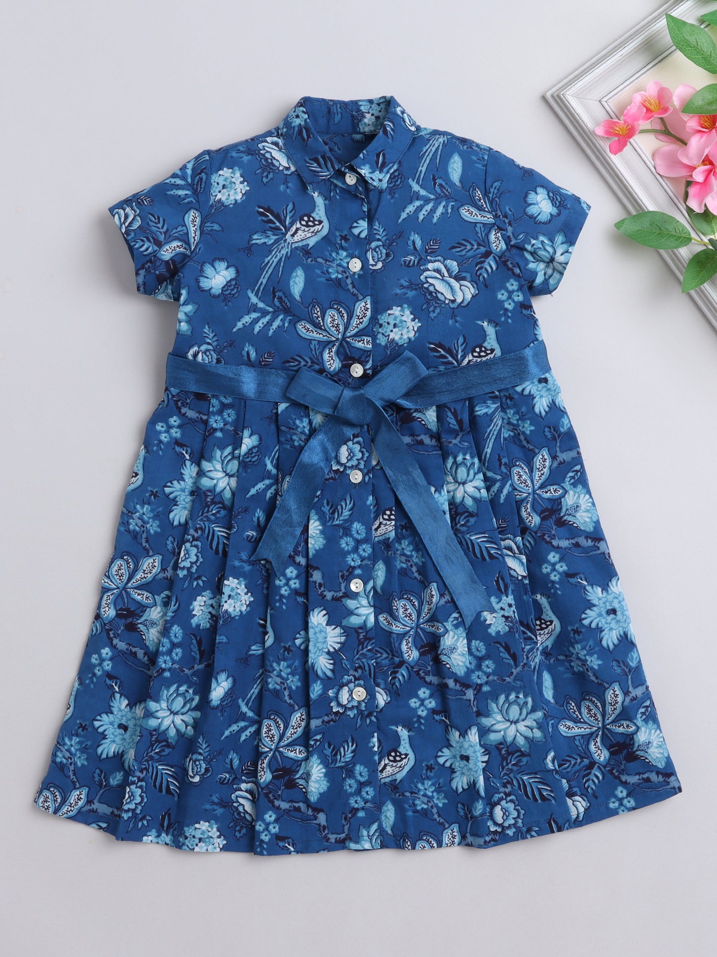 Half Sleeves Floral Printed Collar Neck Dress With Belt Detailed -Blue