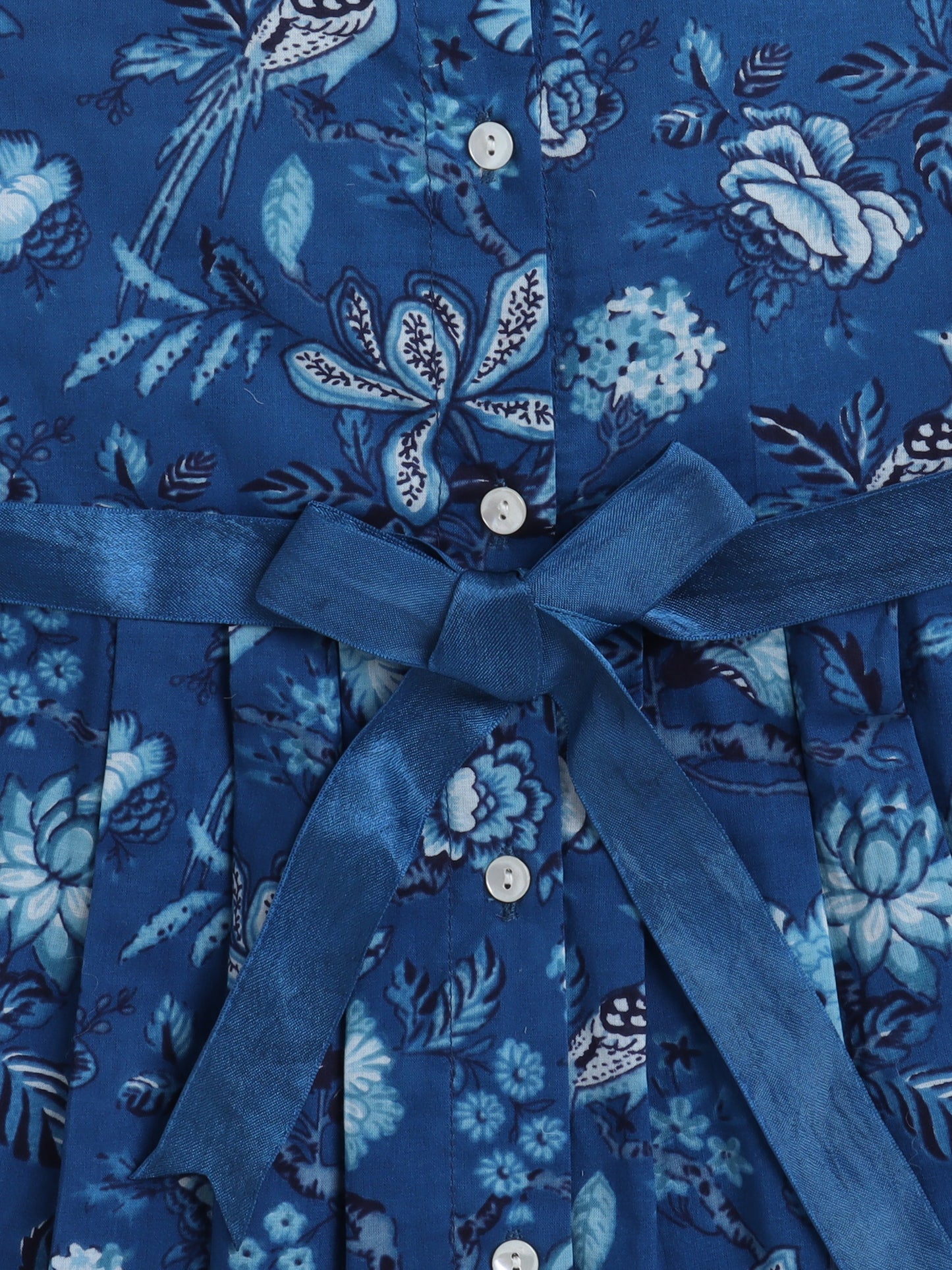 Half Sleeves Floral Printed Collar Neck Dress With Belt Detailed -Blue