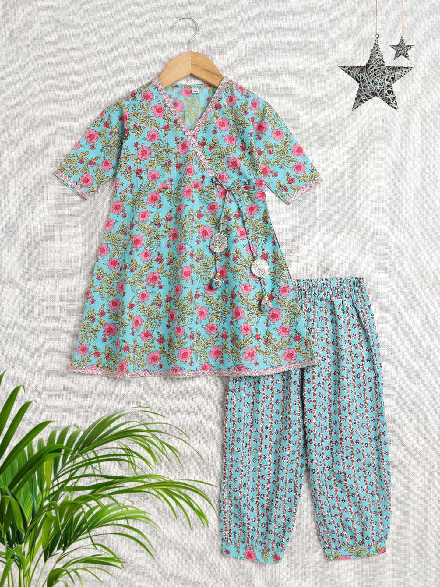 Floral Print Elbo Sleeves Gota Lace Kurta & Balloon Pant Set For Girls-Blue