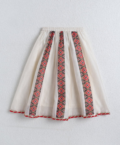 The Magic Wand Woven Solid Printed Three Fourth Sleeeves Choli and Lehenga Set with Dupatta- White