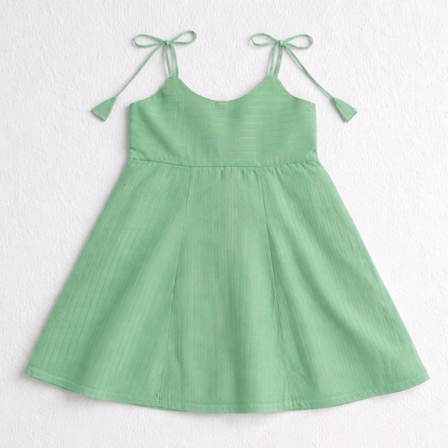 The Magic Wand Woven Shoulder Tie-Up Laced Stripe Kurti And Pant Set With Dupatta - Green