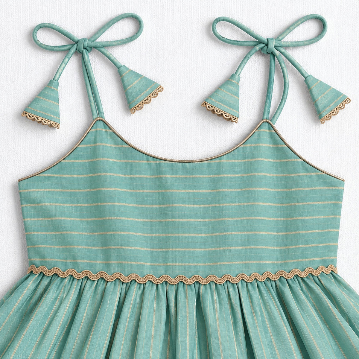 The Magic Wand Woven Shoulder Tie-Up Laced Zari Stripe Kurti And Pant Set With Dupatta - Mint Green