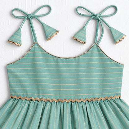 The Magic Wand Woven Shoulder Tie-Up Laced Zari Stripe Kurti And Pant Set With Dupatta - Mint Green