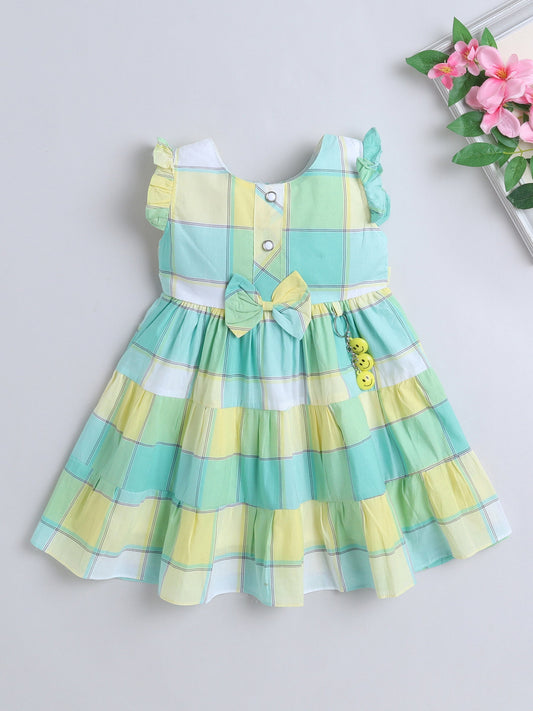 The Magic Wand Sleeveless Checks Printed Bow Applique Dress -Green