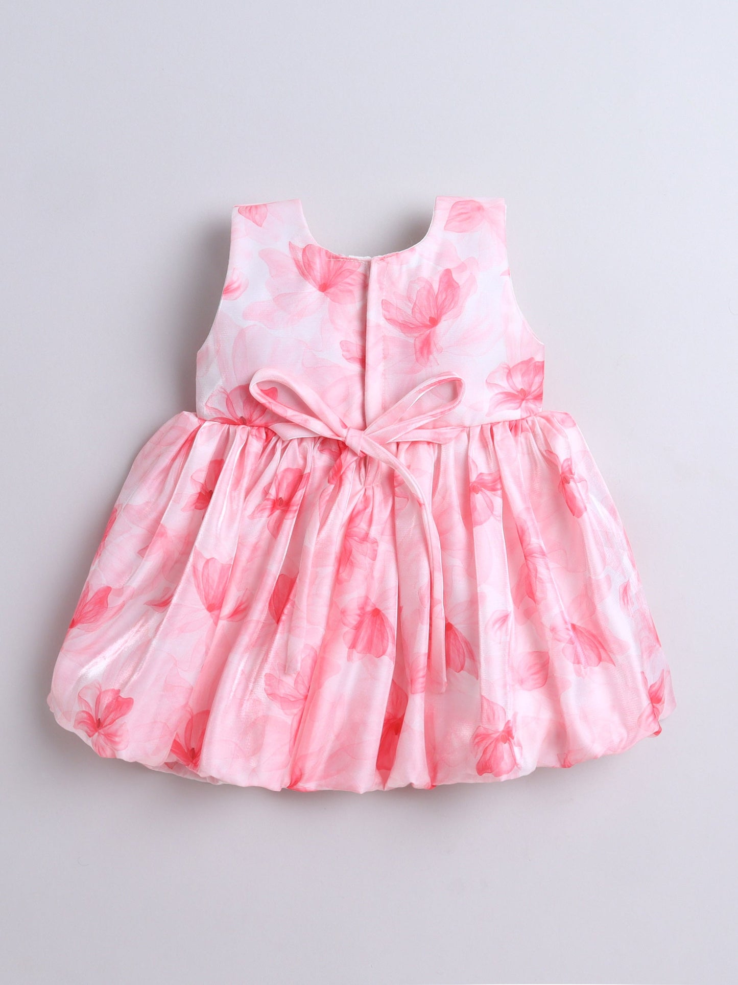 The Magic Wand Sleeveless Bow Applique Floral Printed Dress- Peach