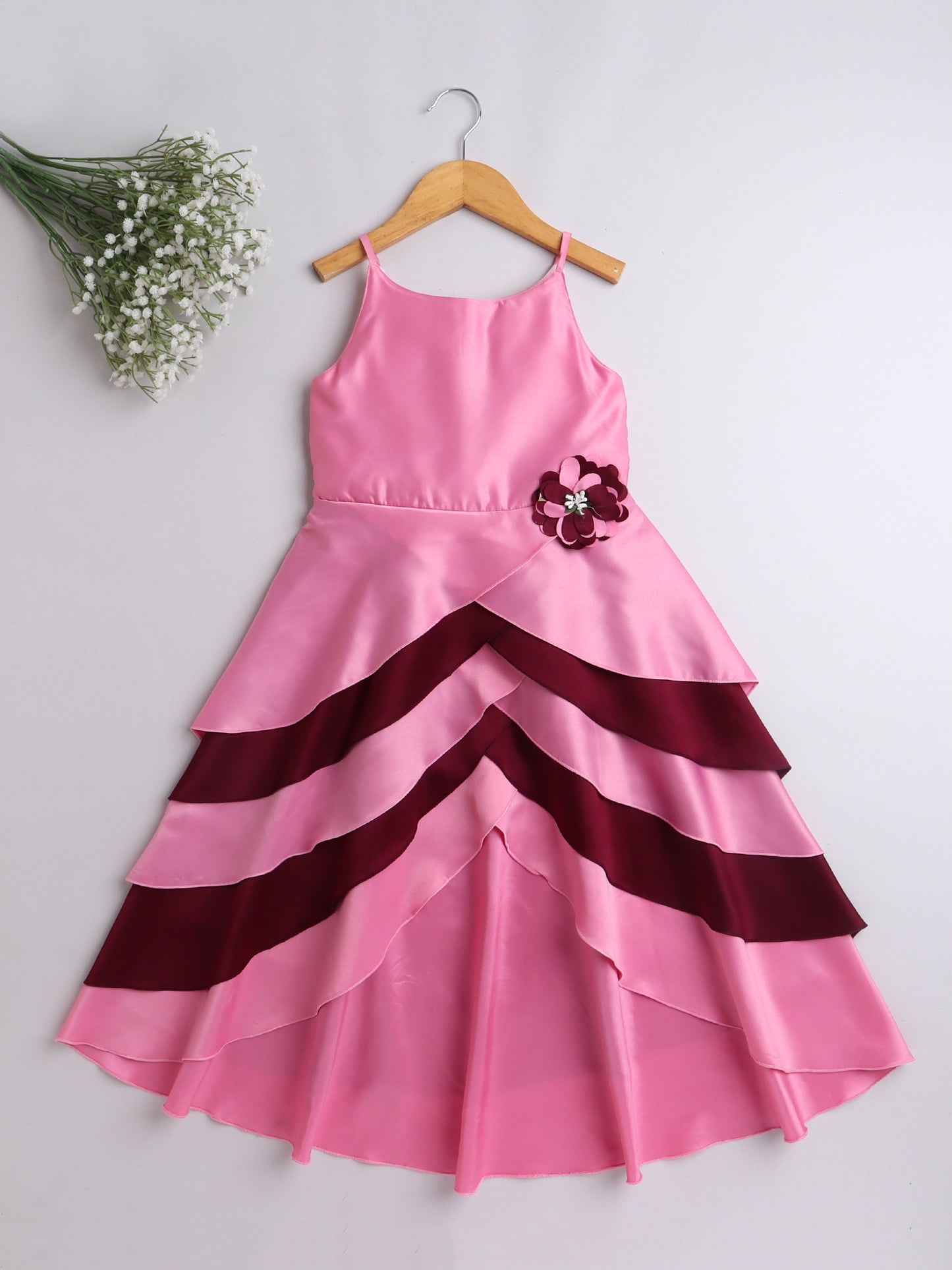Sleeveless Floral Applique Detail Multi Layered High Low Gown   Pink