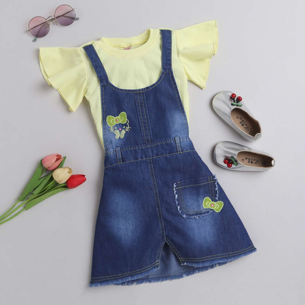 The Magic Wand Cotton Woven Top With Denim Pinafore Dress - Yellow