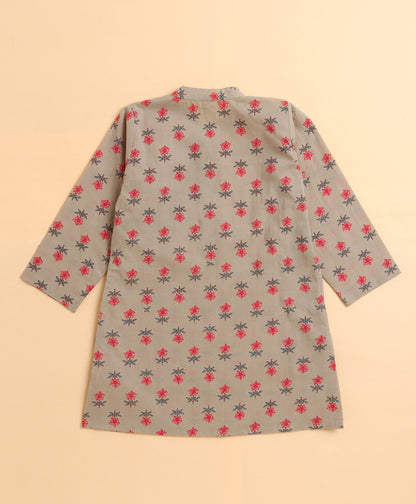 The Magic Wand Cambric Cotton Full Sleeves Floral Printed Kurta Pyjama Modi Jacket - Beige