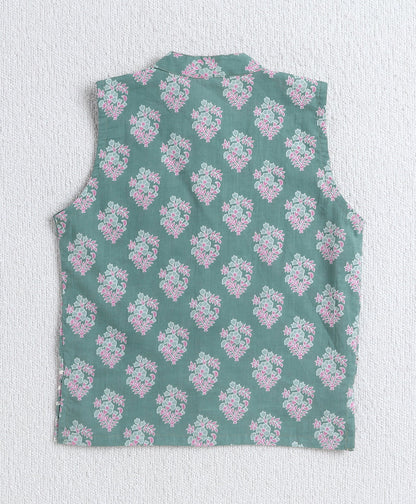 The-Magic-Wand-Cotton-Woven-Full-Sleeves-Floral-Printed-Kurta-&-Pyjama-with-Jacket-Set--Green