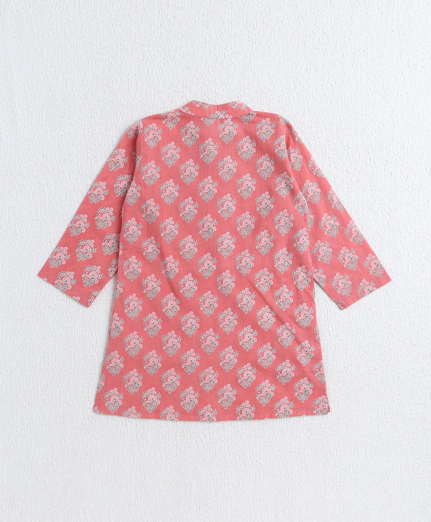 The-Magic-Wand-Cotton-Woven-Full-Sleeves-Floral-Printed-Kurta-&-Pyjama-with-Jacket-Set--Peach