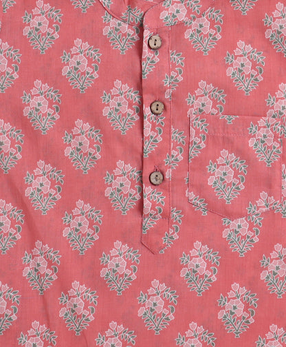 The-Magic-Wand-Cotton-Woven-Full-Sleeves-Floral-Printed-Kurta-&-Pyjama-with-Jacket-Set--Peach