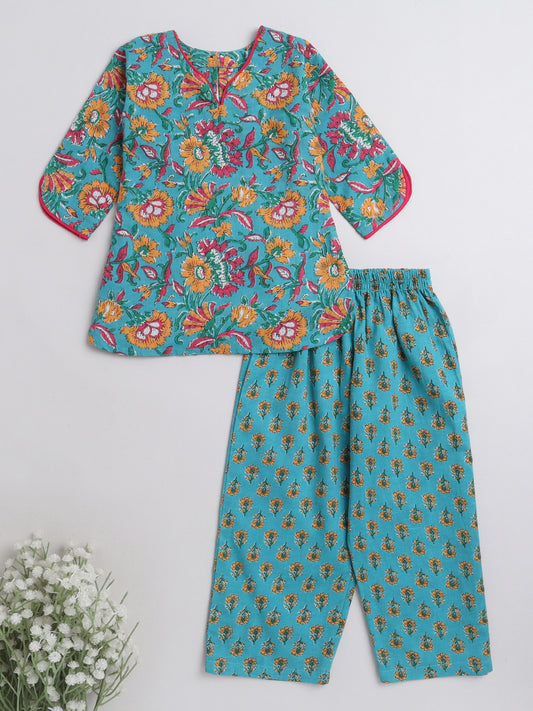 3/4th Sleeves Floral Printed Top With Printed Bottom Loungewear Set For Girls Blue