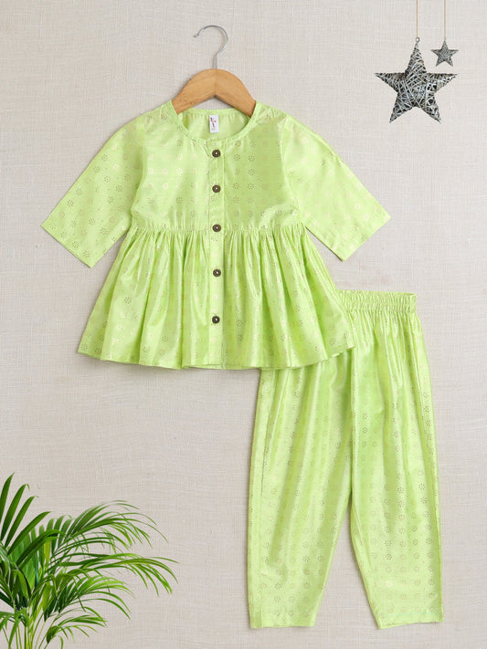 Jacquard Three Fourth Sleeves Floral Foil Printed Kurta & Coordinating Salwar Set - Green