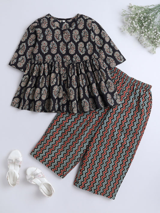 3/4th Sleeves Cotton Floral Printed Gathered Top & Pant Set  Black
