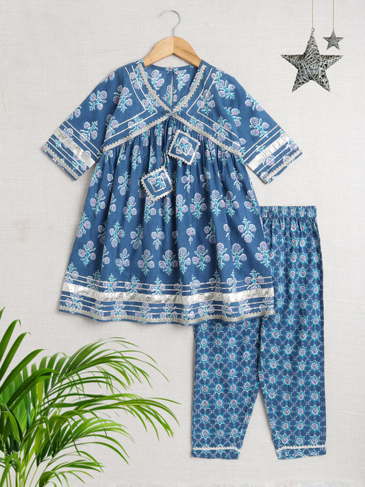 The Magic Wand Elbow Sleeve Floral Printed Kurta Set-Blue