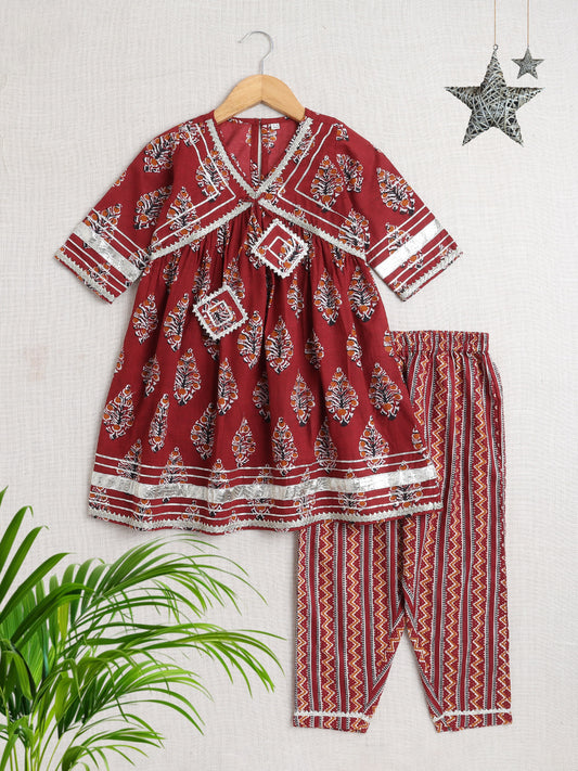 The Magic Wand Elbow Sleeve Floral Printed Kurta Set-Maroon