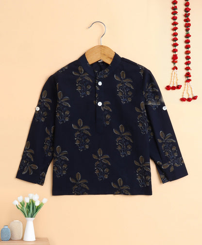 The Magic Wand Cotton Leaf Printed Full Sleeves Short Kurta-Navy Blue
