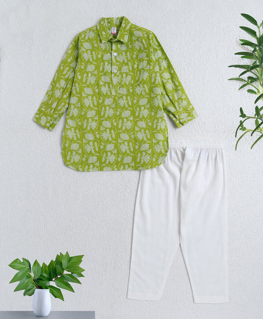 The-Magic-Wand-Cotton-Woven-Full-Sleeves-Floral-Printed-Kurta-and-Pyjama-Set---Green