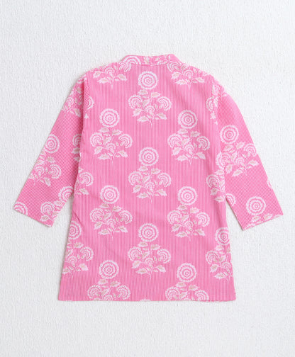 Cotton Woven Full Sleeves Floral Printed Kurta and Pyjama Set - Pink